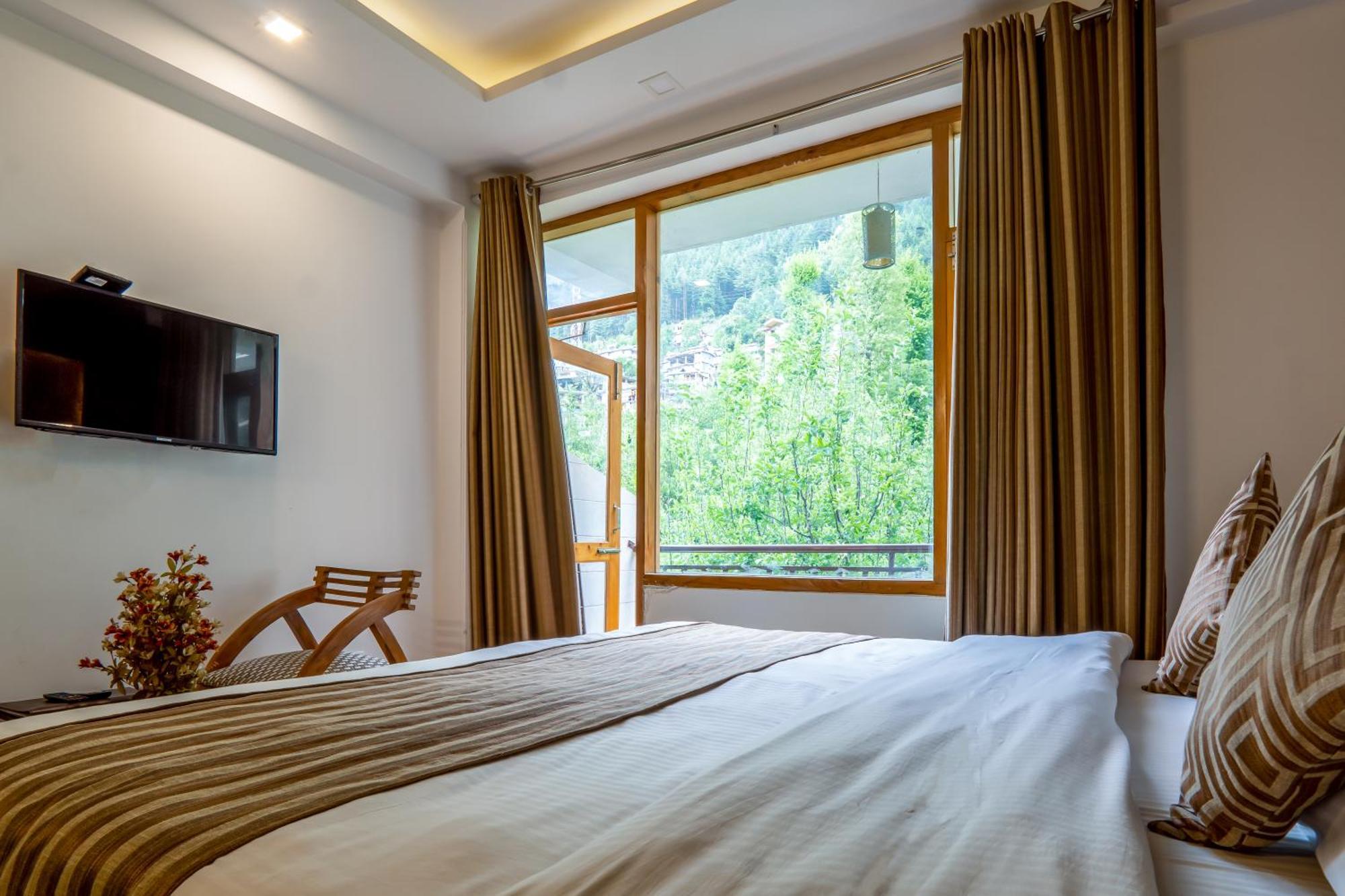 Pristine Inn Manali Eksteriør bilde