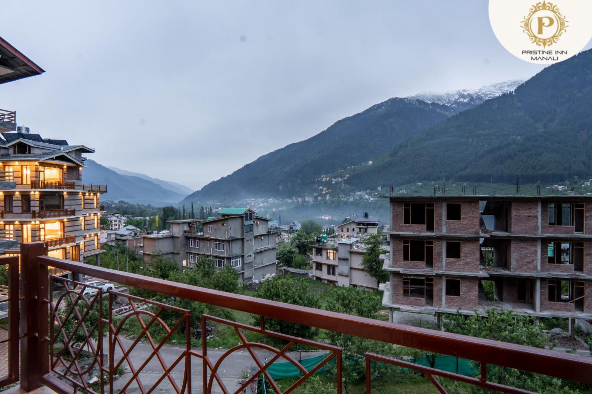 Pristine Inn Manali Eksteriør bilde